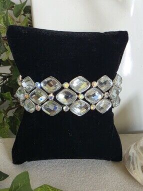 Statement Diamond-Shape Crystal Stretch Bracelet Silver Tone Glitzy Glam